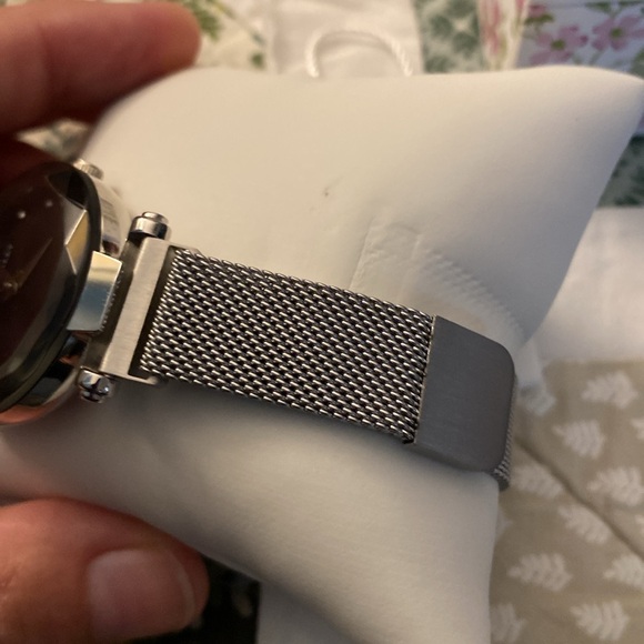 🛍️CLASSIC 🛍️ STAINLESS STEEL MAGNET 🧲 CLOSURE WATCH JAPANESE MOVEMENT - Picture 12 of 16